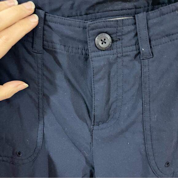 Columbia PFG Capri Cropped Pants Women’s size 4 Navy Blue - Picture 3 of 8